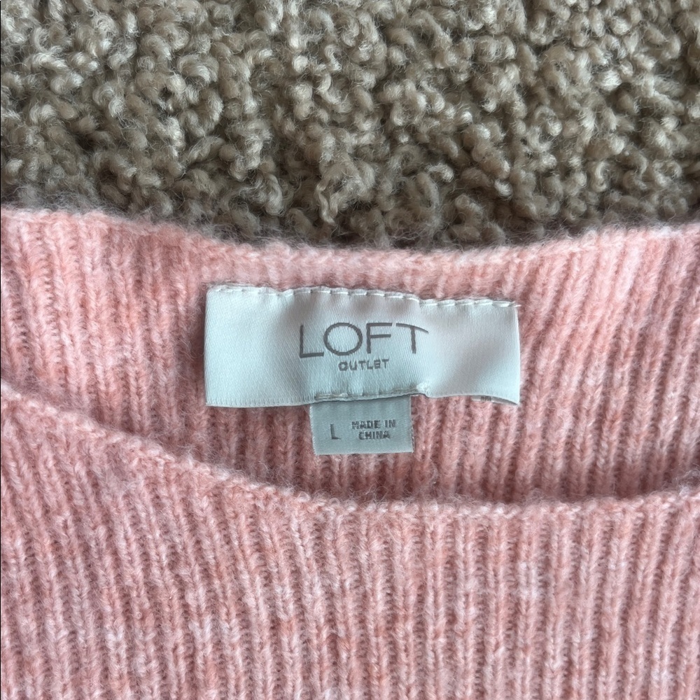 LOFT Soft Pink Crew Neck Sweater Size L - Picture 2 of 6